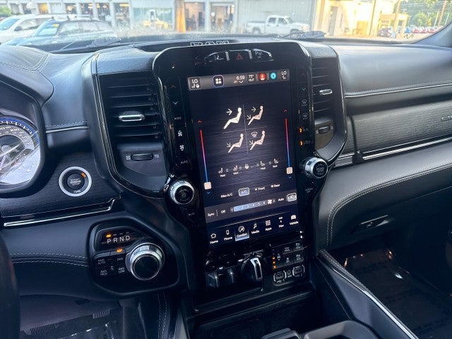 2022 RAM 1500 Limited Crew Cab 4x4 5'7" Box