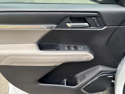 2024 GMC Acadia Elevation