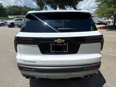 2025 Chevrolet Traverse LT