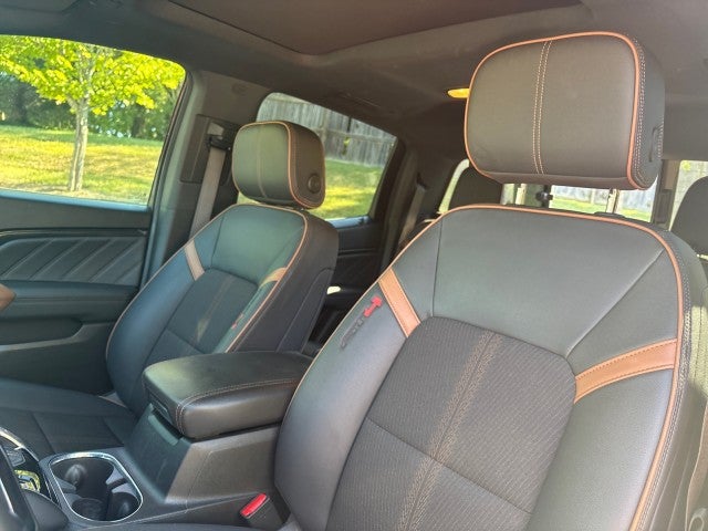 2024 GMC Canyon AT4