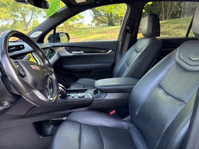 2023 Cadillac XT6 FWD Premium Luxury