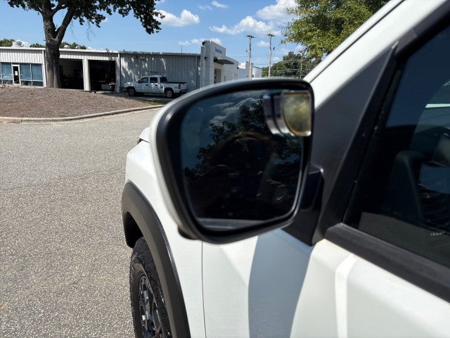 2022 Nissan Frontier Crew Cab PRO-4X 4x4