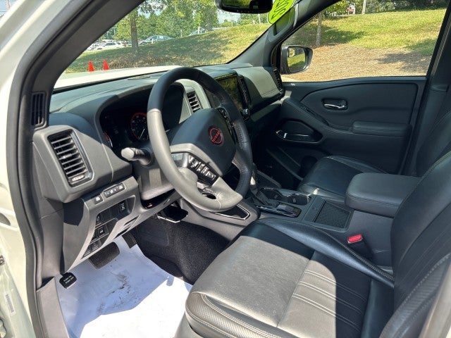 2022 Nissan Frontier Crew Cab PRO-4X 4x4