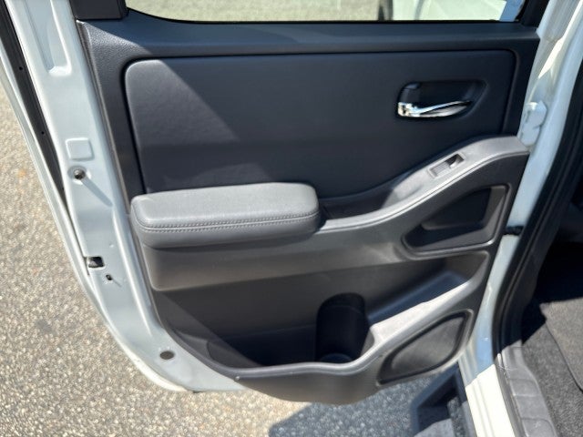 2022 Nissan Frontier Crew Cab PRO-4X 4x4