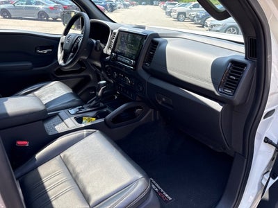 2022 Nissan Frontier Crew Cab PRO-4X 4x4