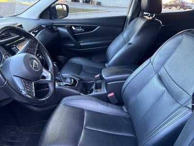 2017 Nissan Rogue Sport SL