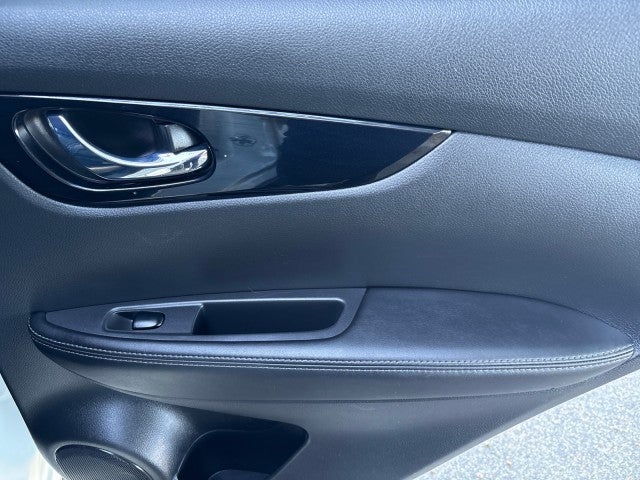 2017 Nissan Rogue Sport SL