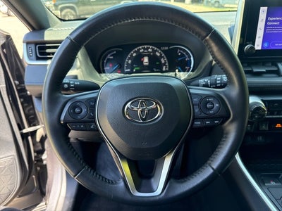 2023 Toyota RAV4 Hybrid SE