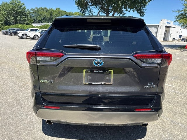 2023 Toyota RAV4 Hybrid SE